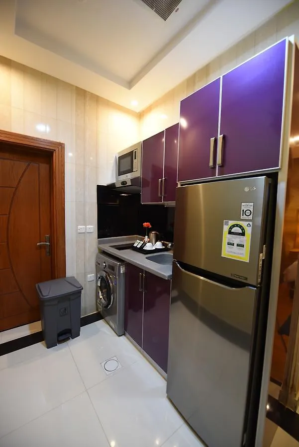 الرياض Clemence Suites 3*,